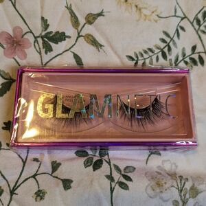 Glamnetic Magnetic Lashes - VIXEN - Medium Wispy (14mm-15mm), NWT